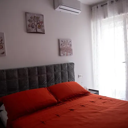 Apartment The Middle House *
